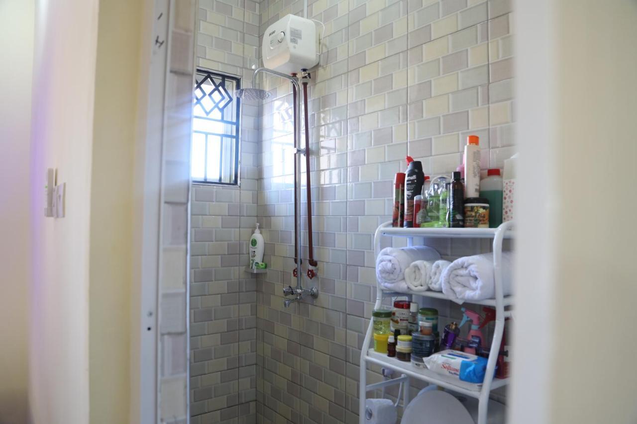 Pearl Lulu Modern Bnb Homestay Dar es Salaam Exteriör bild