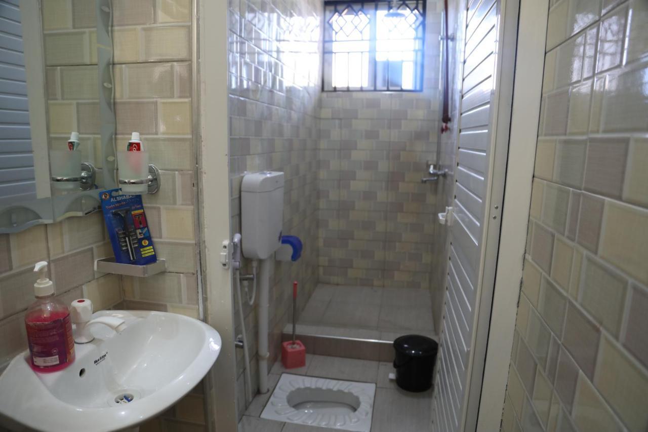 Pearl Lulu Modern Bnb Homestay Dar es Salaam Exteriör bild
