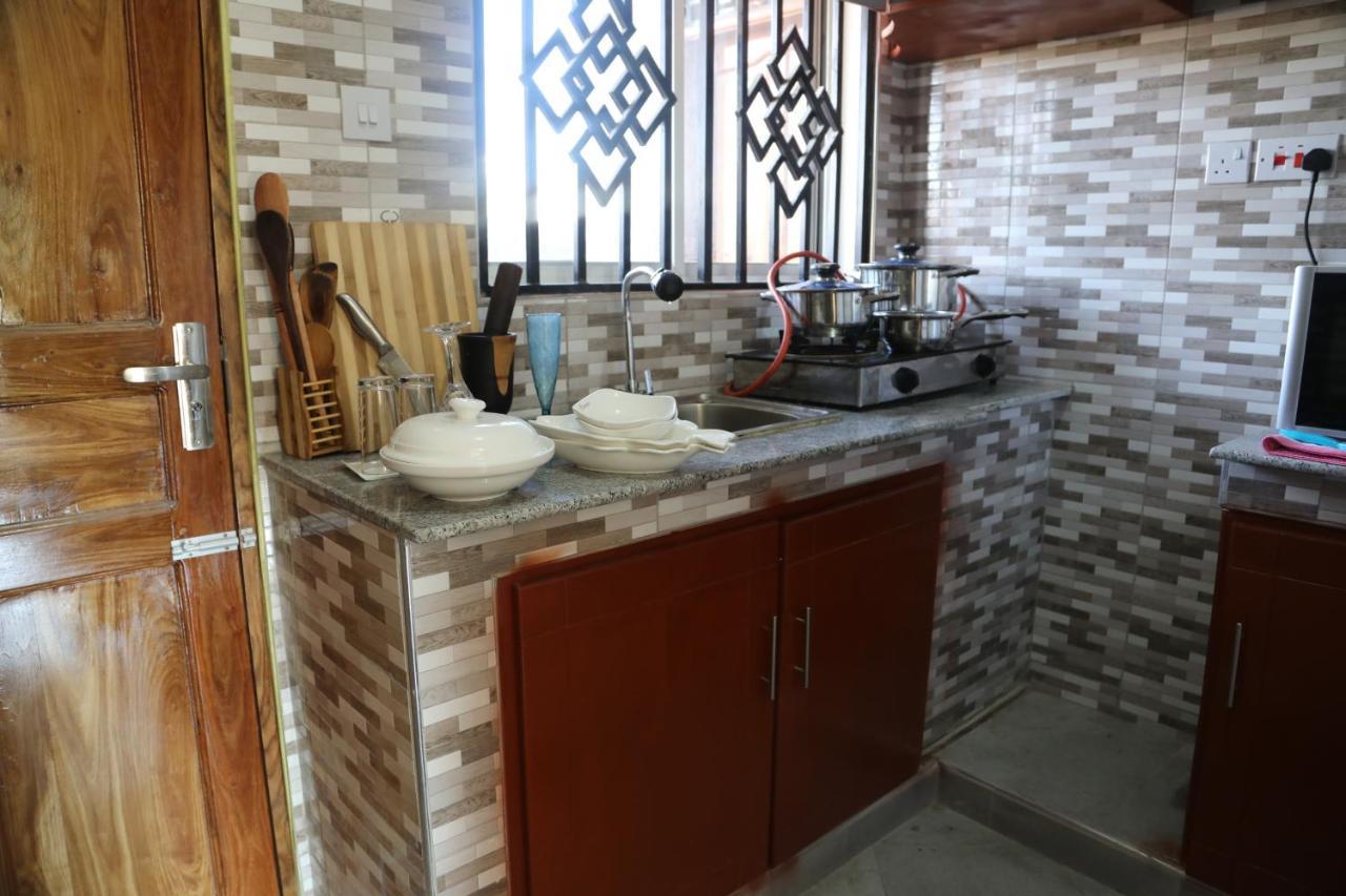 Pearl Lulu Modern Bnb Homestay Dar es Salaam Exteriör bild