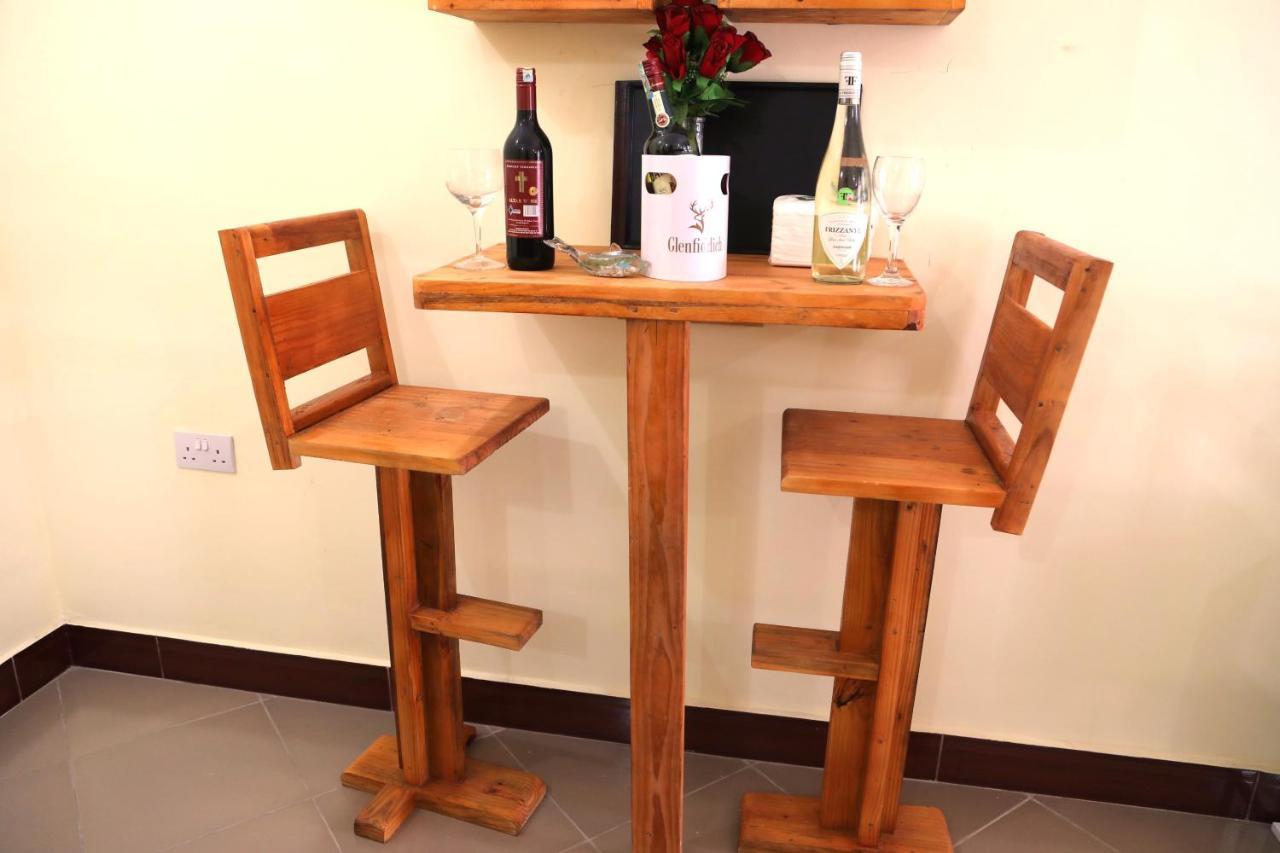 Pearl Lulu Modern Bnb Homestay Dar es Salaam Exteriör bild