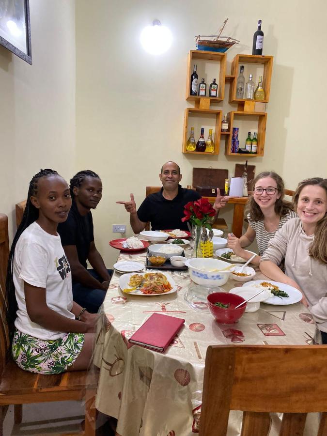 Pearl Lulu Modern Bnb Homestay Dar es Salaam Exteriör bild